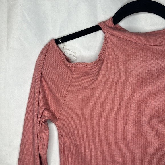NWT HEART & HIPS PINK LONG SLEEVE CROP TOP (L) - Picture 2 of 7